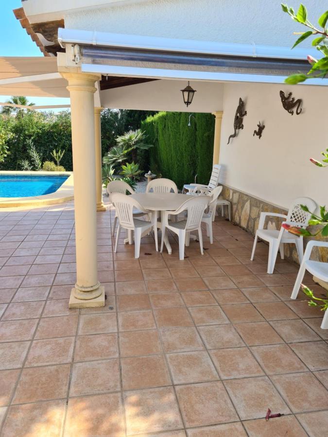 Maison Nathalia Javea Luaran gambar
